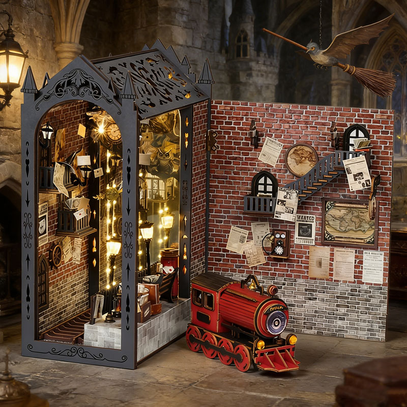 DIY Book Nook Kit Magic Train  - Book Nook Shelf Insert Alley Diy 评论和价格